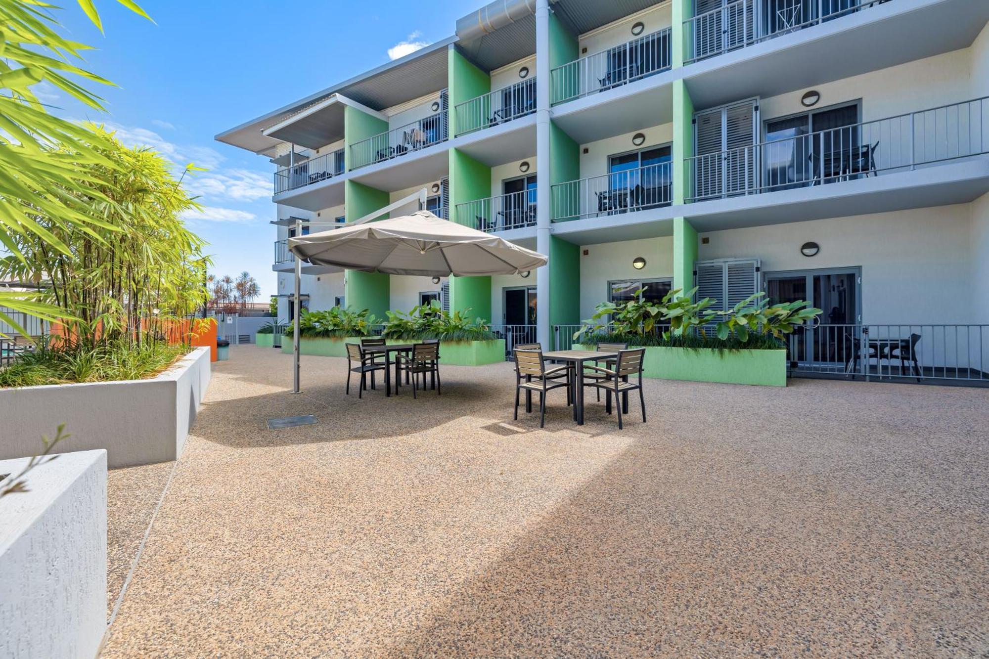 Hudson Berrimah Aparthotel Darwin Bagian luar foto