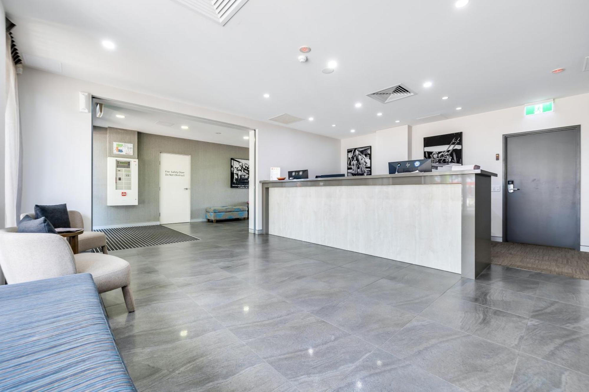 Hudson Berrimah Aparthotel Darwin Bagian luar foto