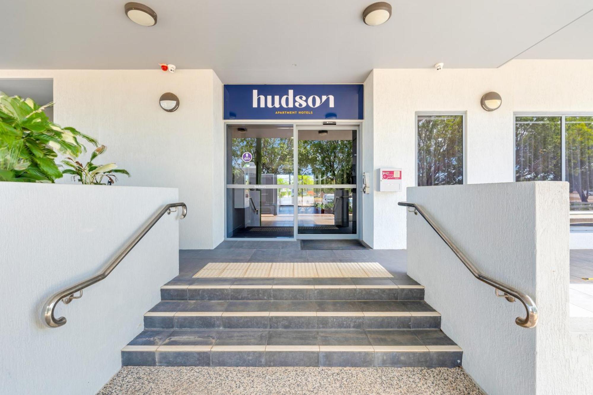 Hudson Berrimah Aparthotel Darwin Bagian luar foto