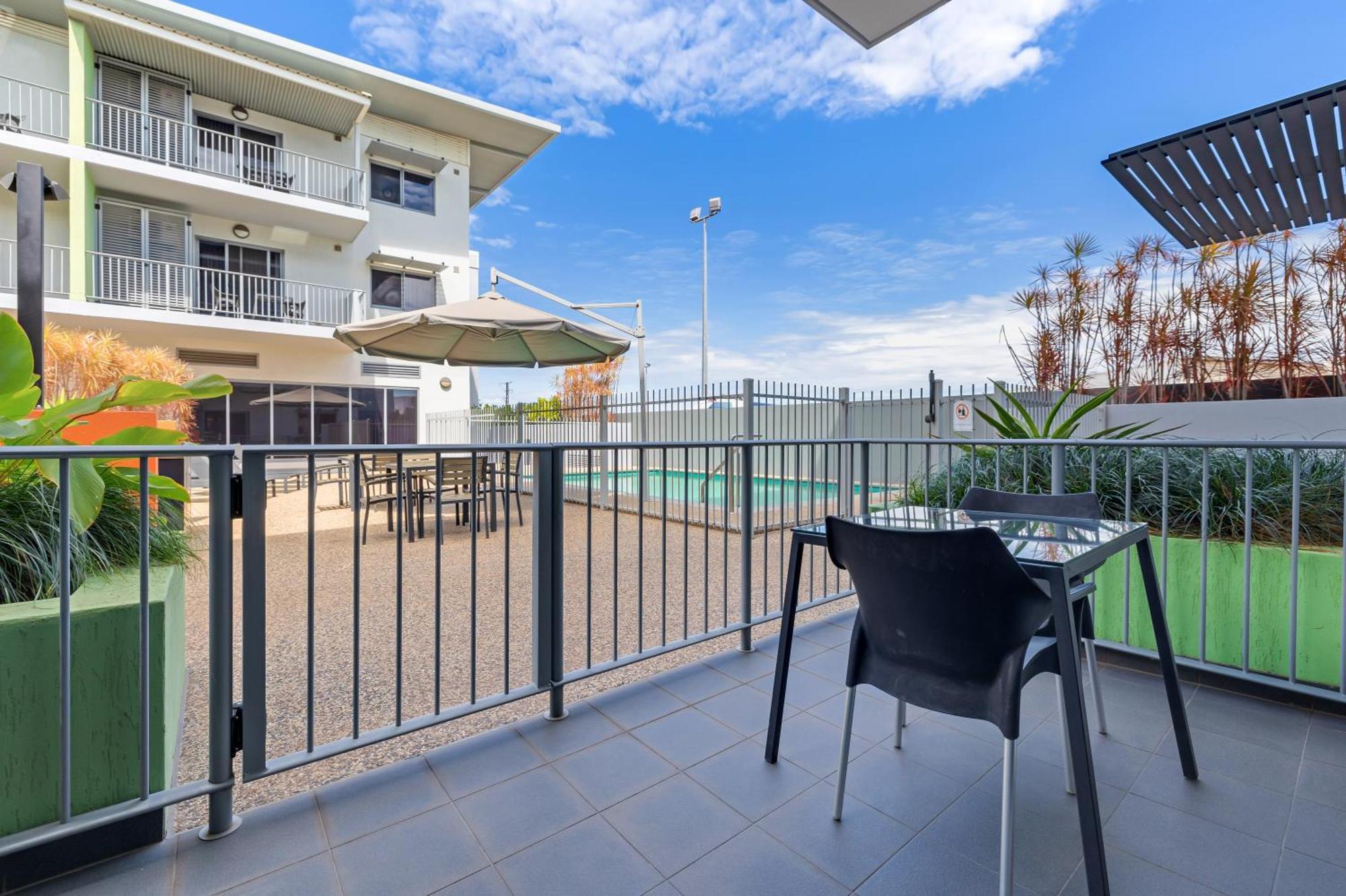 Hudson Berrimah Aparthotel Darwin Bagian luar foto