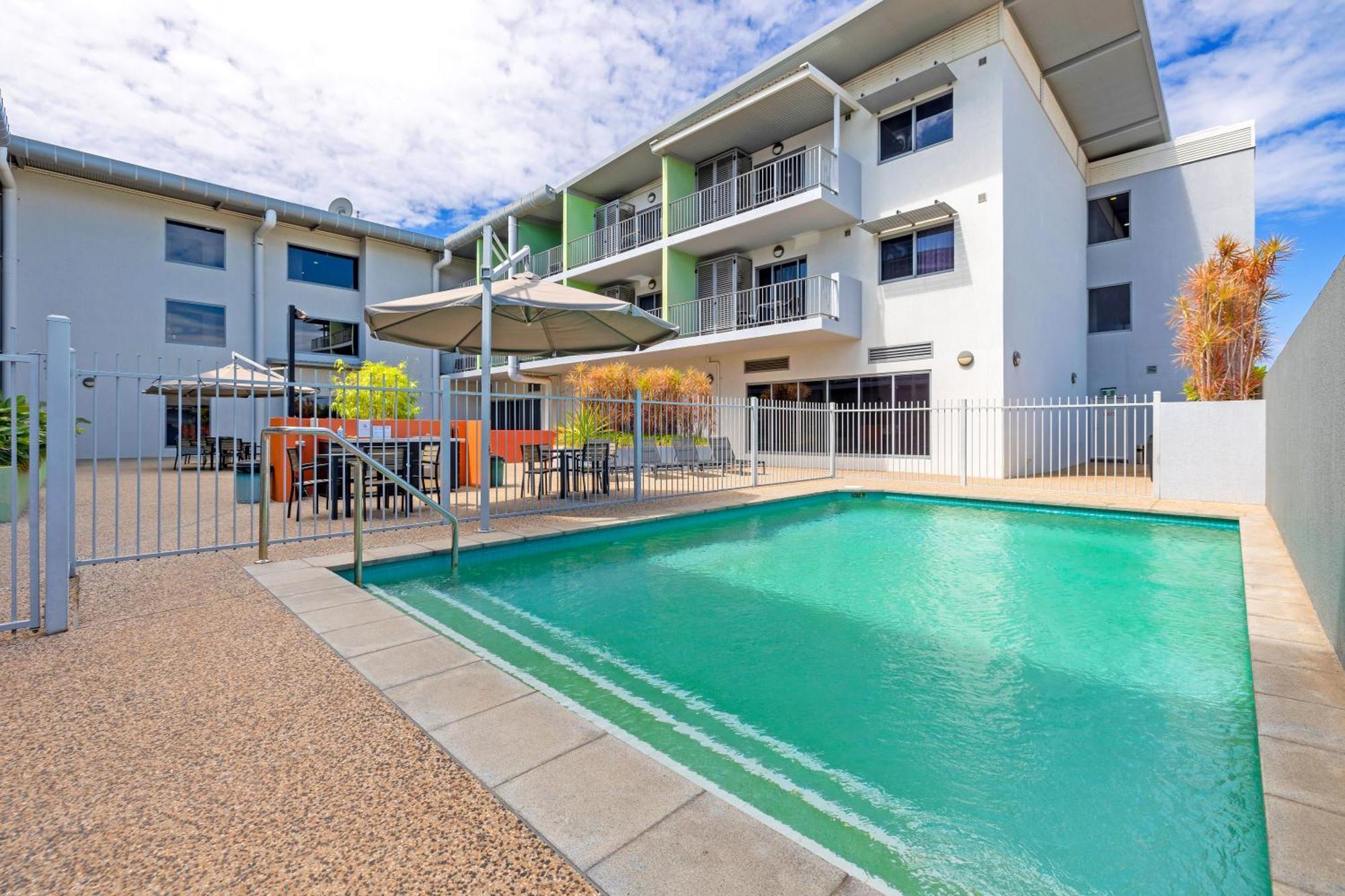 Hudson Berrimah Aparthotel Darwin Bagian luar foto