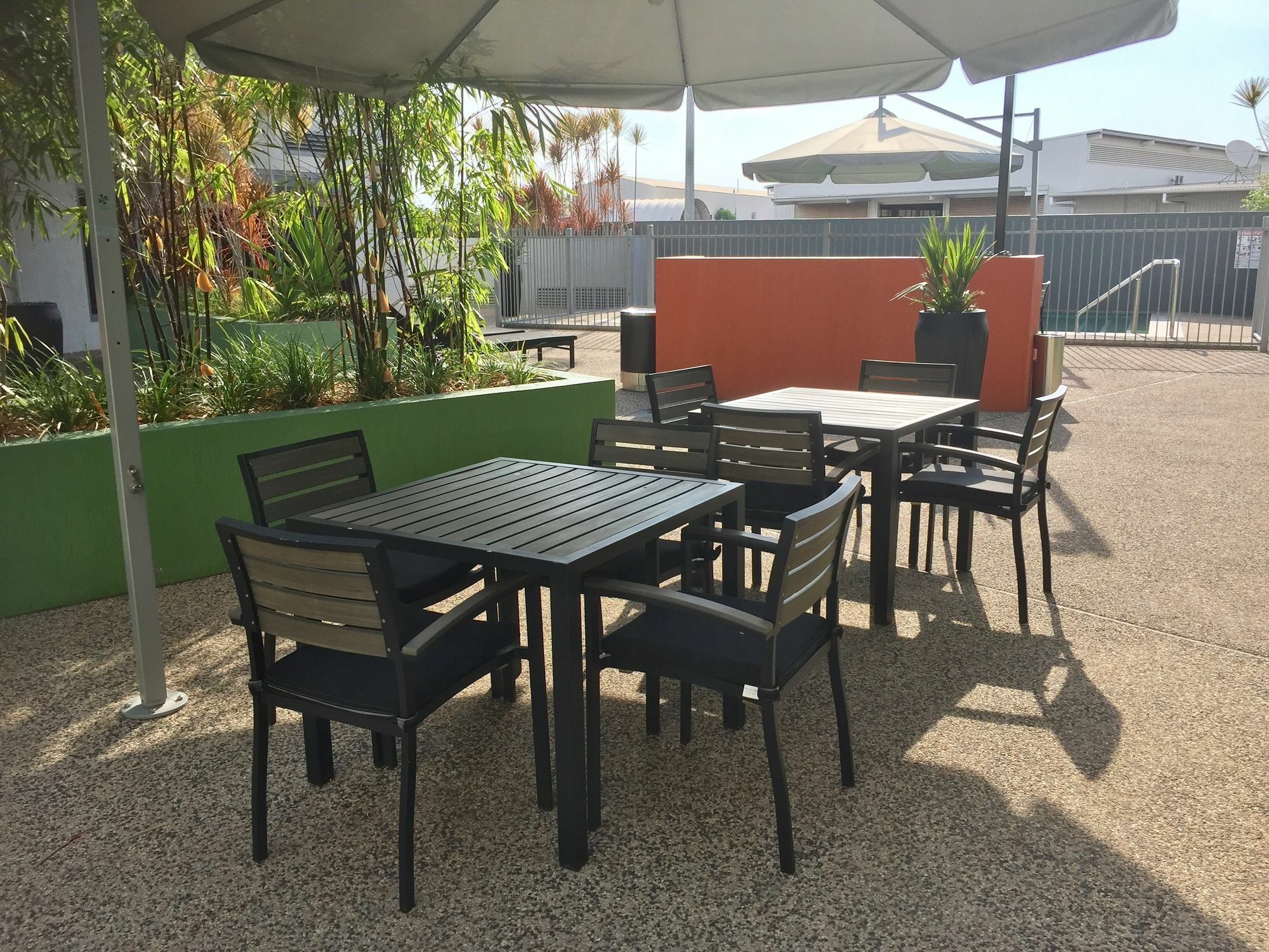 Hudson Berrimah Aparthotel Darwin Bagian luar foto